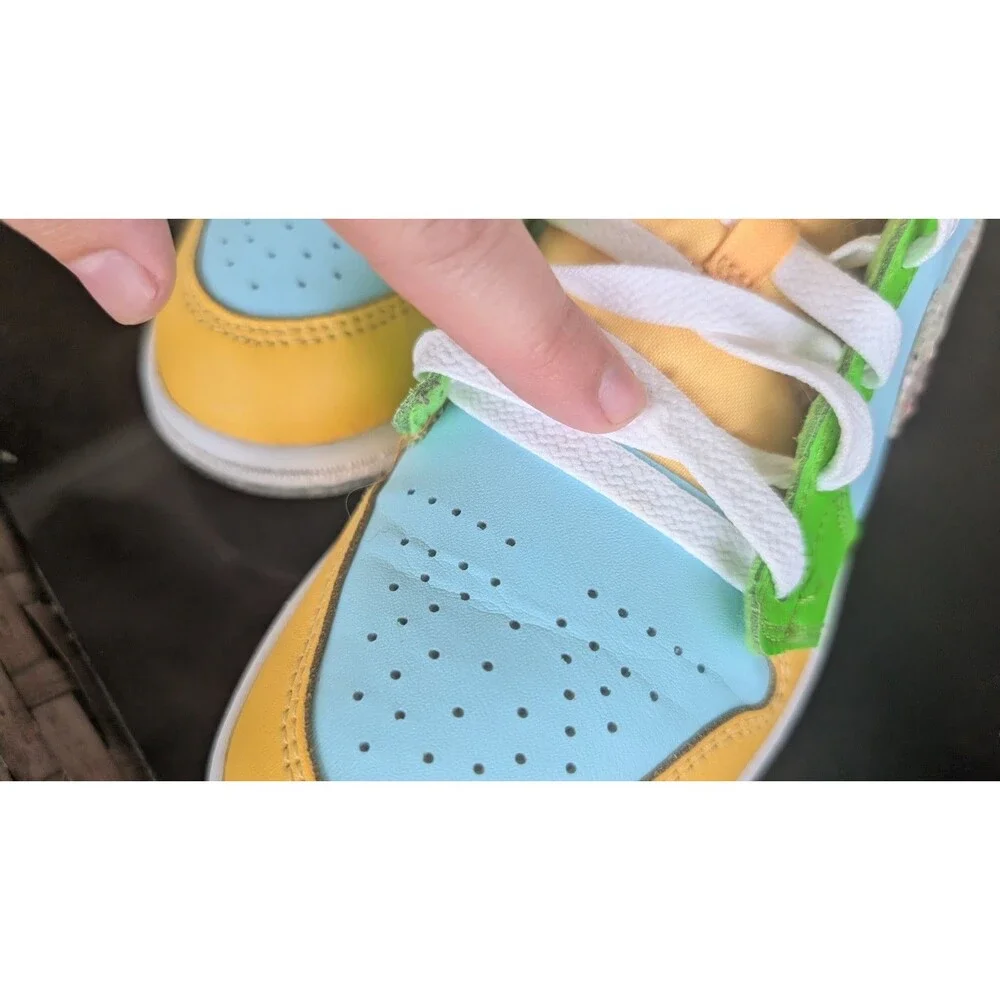 Nike Air Jordan 1 Mid SE 'Recycled Grind' sneakers
